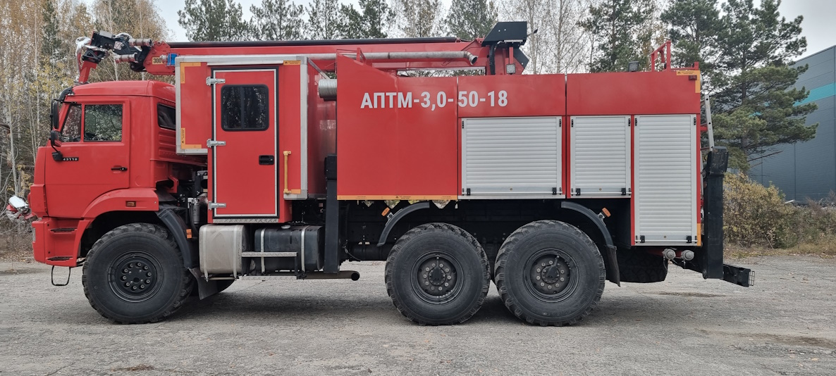 Автомобиль пенного пожаротушения с мачтой АПТМ-3,0-50-18 на шасси КАМАЗ 43118 (6х6)